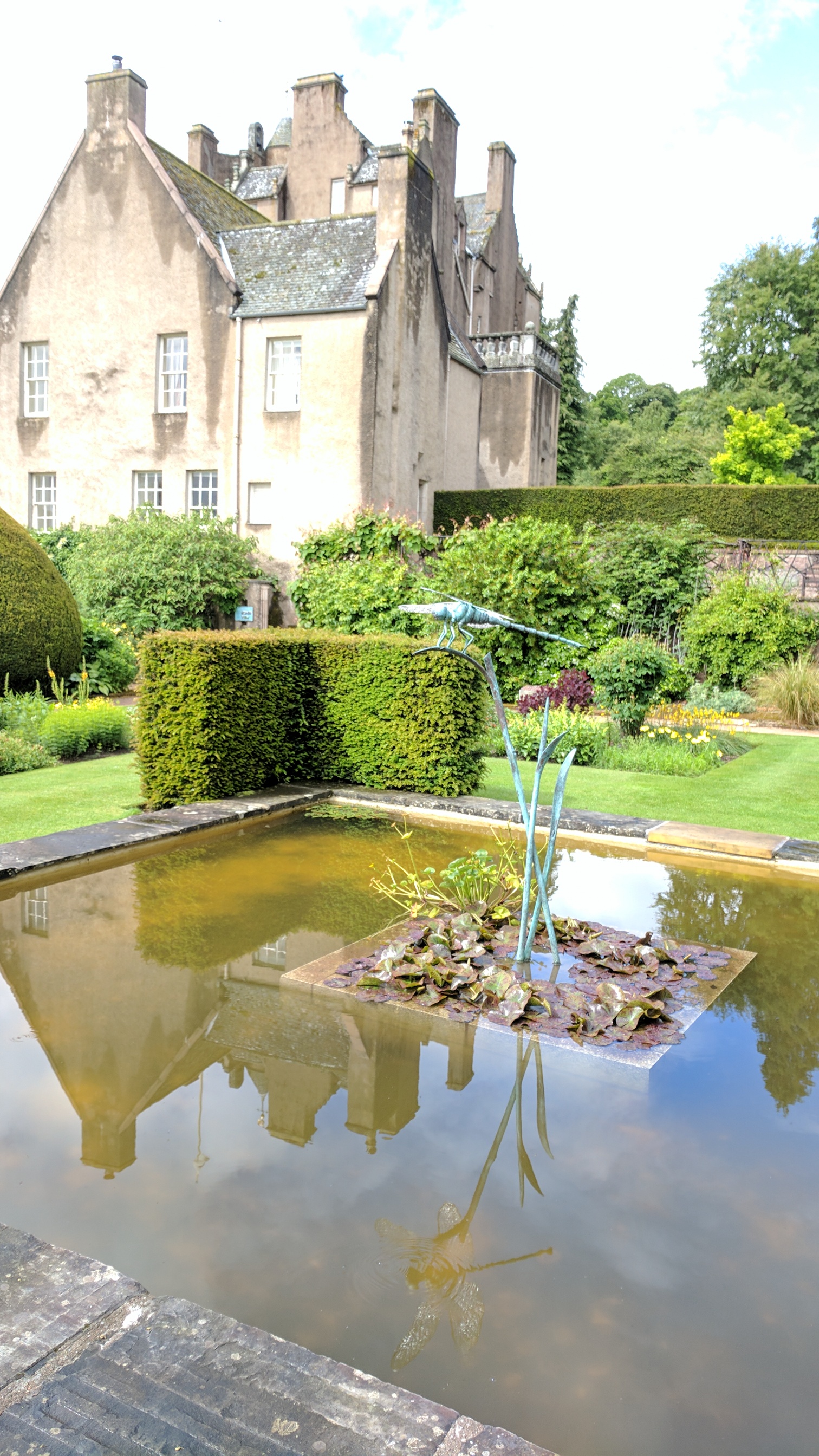 castle from the water garden